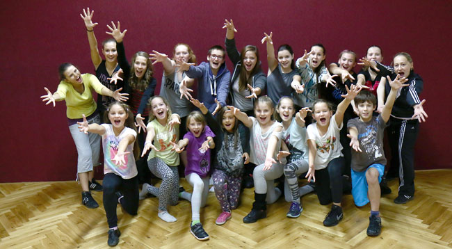 Taneční skupina v TC Královská